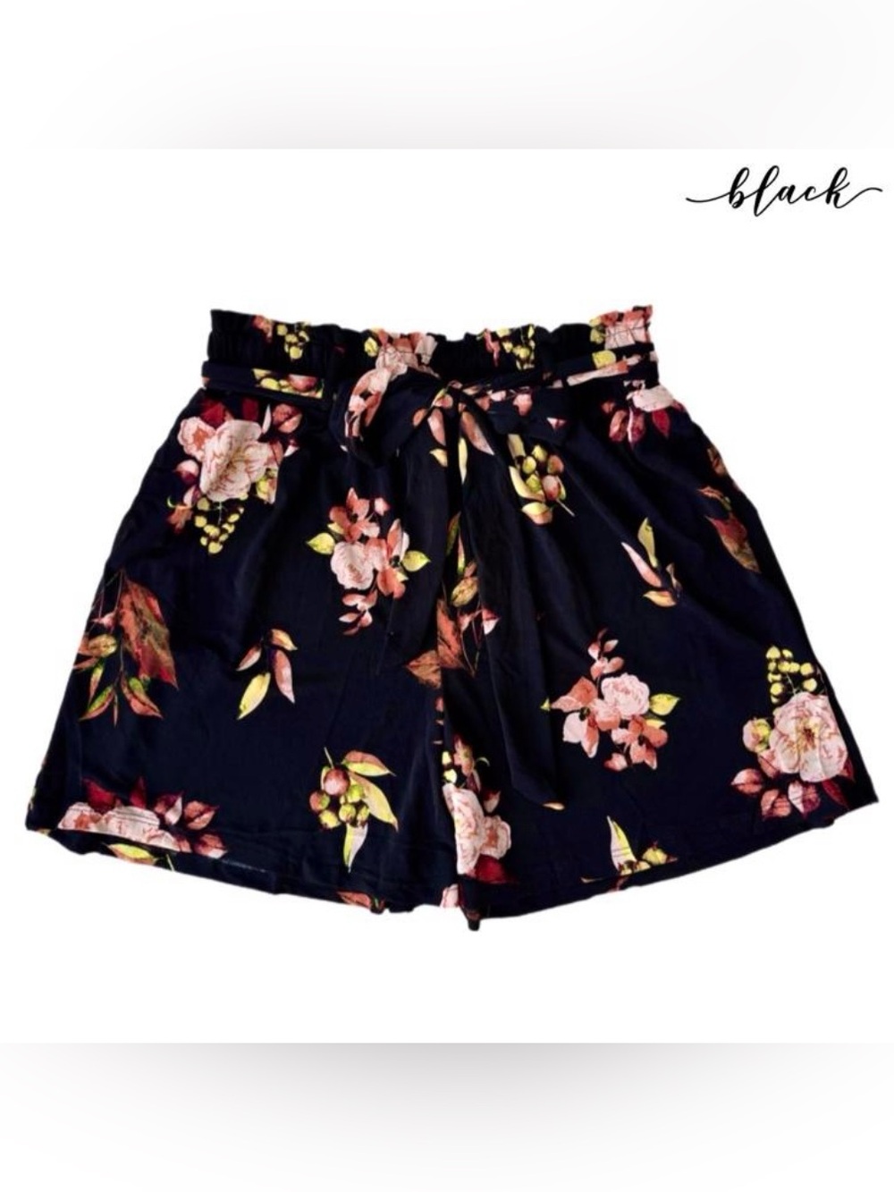 LulaRoe- Black Floral Ella Shorts Women’s Size XL